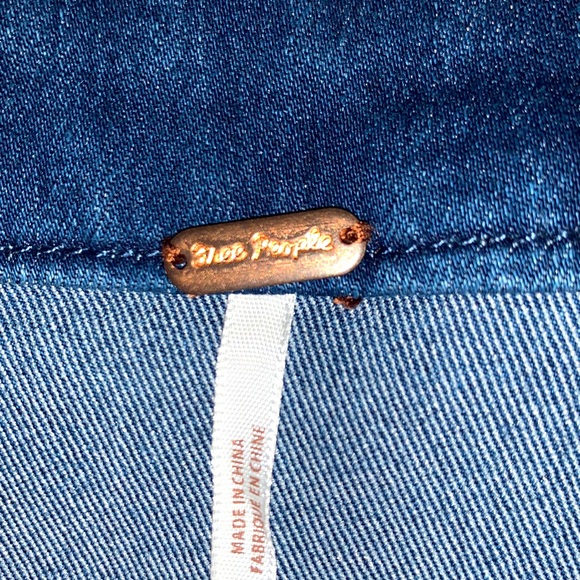 FREE PEOPLE stretch denim zip up mini - Picture 3 of 6